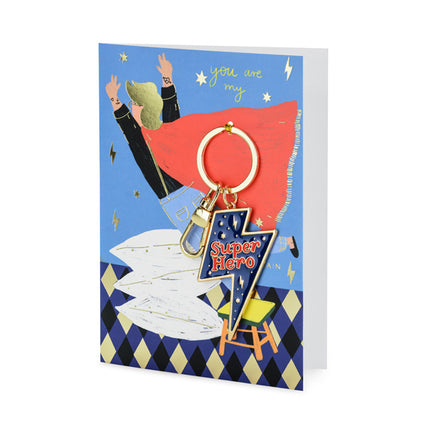 Tarjeta de felicitación Llavero Superhéroe 16cm