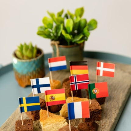 Palillos de cóctel Diferentes Países 8cm 50uds.