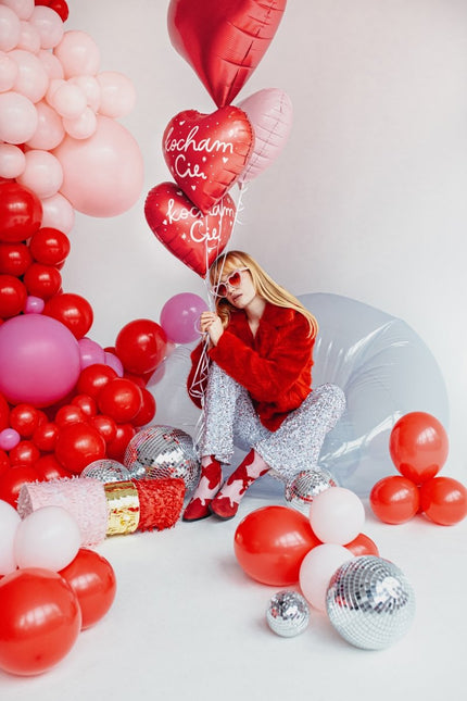 Lippenstift Pinata 54cm van Partydeco koop je bij Partywinkel