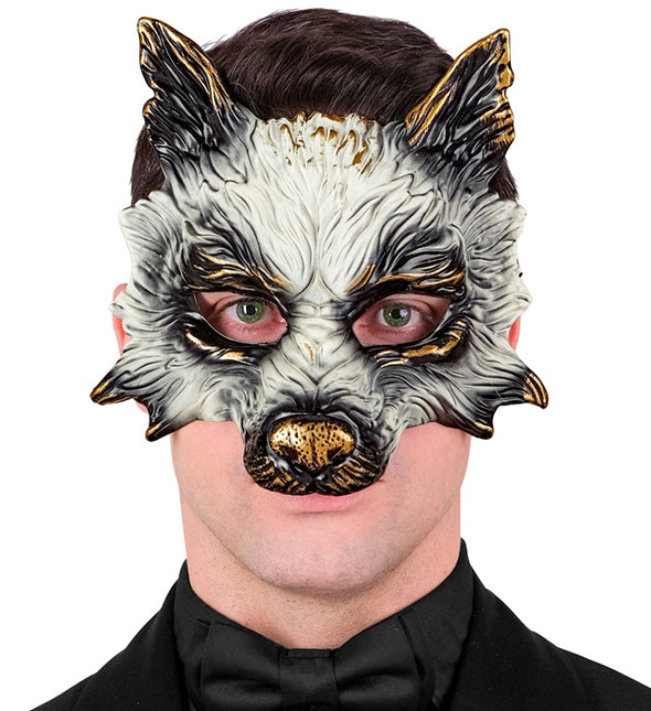 LOBO ENMASCARADOR