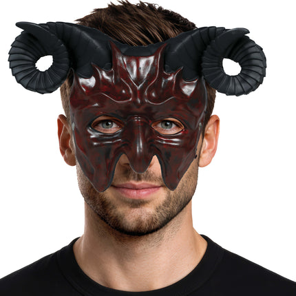 Máscara de Halloween de medio diablo