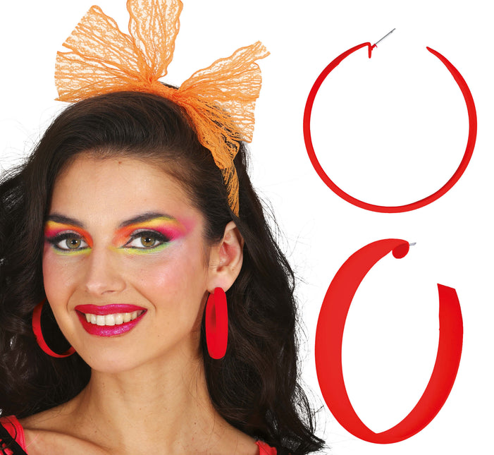 Pendientes de aro de neón rojo