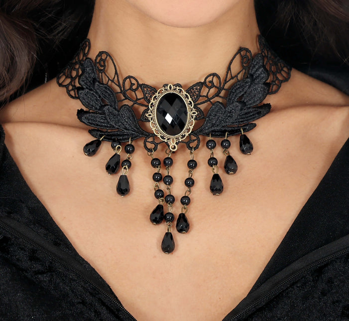 Collar negro con cuentas