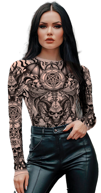 Tatuaje de camiseta desnuda