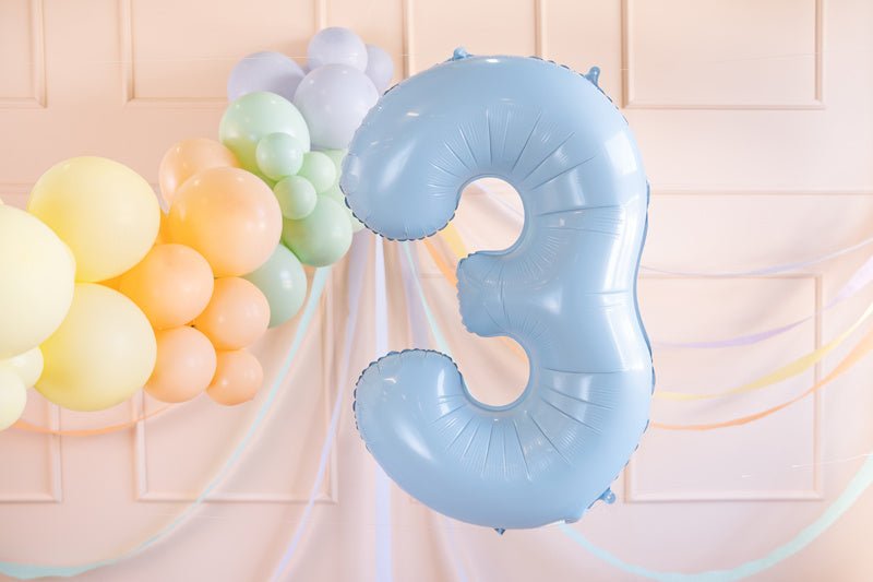 3 Jaar Cijfer Ballon Lichtblauw Leeg 72cm van Partydeco koop je bij Partywinkel