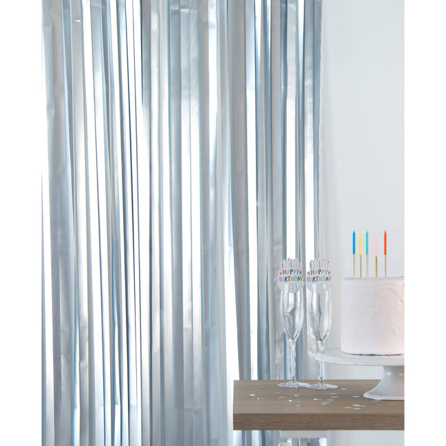 Cortina de puerta plateada 2m