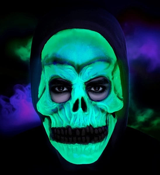 Máscara de calavera de Halloween con capucha que brilla en la oscuridad