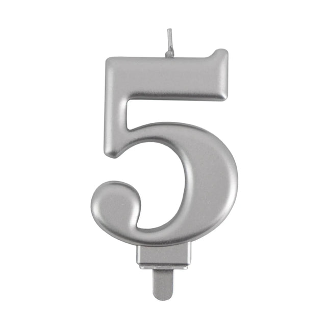 5 Jaar Kaars Zilver Metellic 7cm van VDV Benefit koop je bij Partywinkel