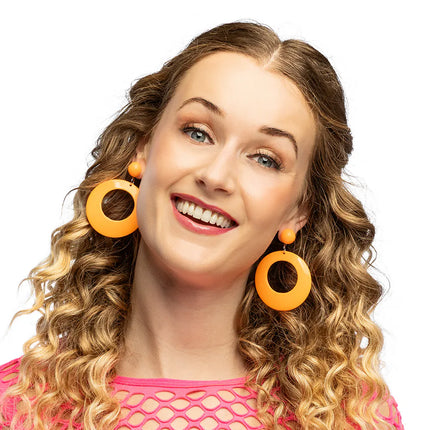 Par de pendientes retro en naranja neón