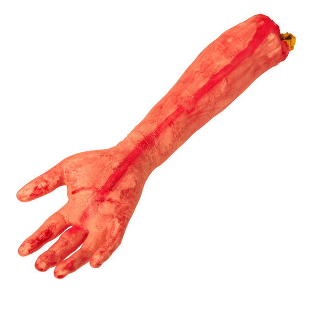 Falso brazo cortado en Halloween