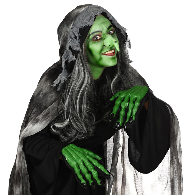 Bruja de los Guantes Verdes