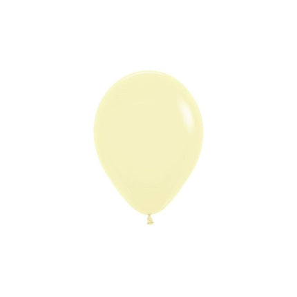 Ballonnen Pastel Matte Yellow 12cm 50st van Sempertex koop je bij Partywinkel