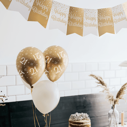 Banner 16 Jaar Goud Wit 6m van Paper Dreams koop je bij Partywinkel