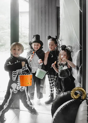 Cubo Halloween Caldero Negro 18cm
