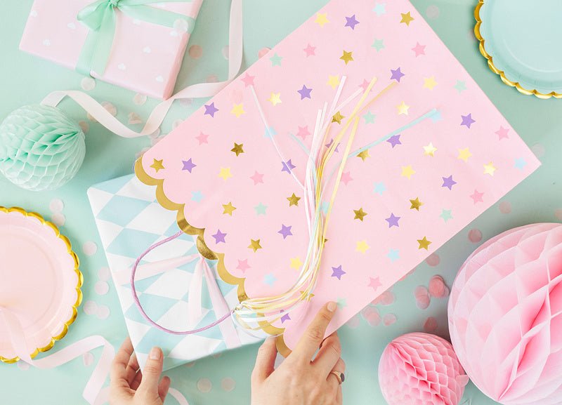 Cadeautasje Sterren Roze 32cm van Partydeco koop je bij Partywinkel