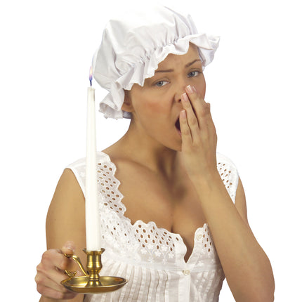 Damas de sombrero blanco