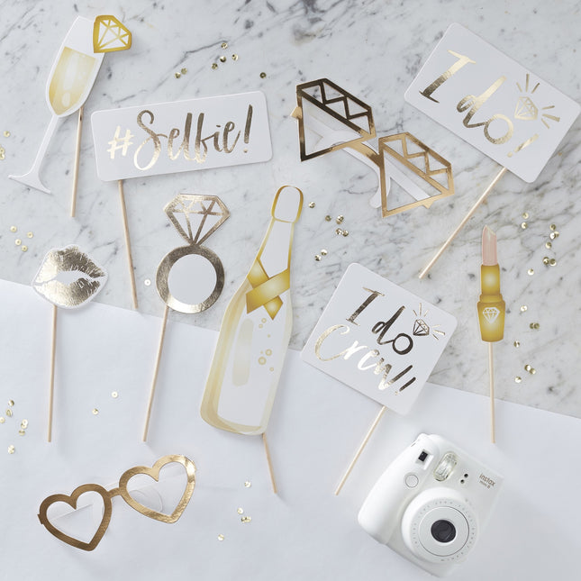 Atrezzo dorado para fotomatón de boda 10 piezas