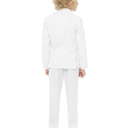 Niño de traje blanco <tc>OppoSuits</tc>