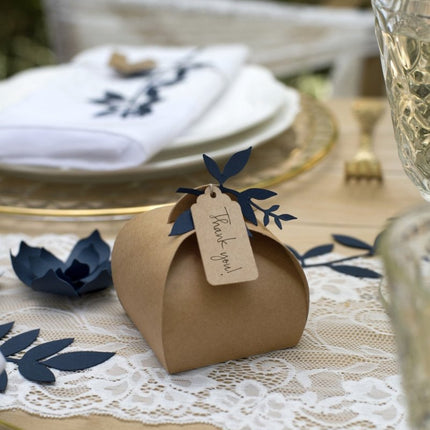 Geschenkdoosjes met Naamkaartjes 6cm 10st van Partydeco koop je bij Partywinkel