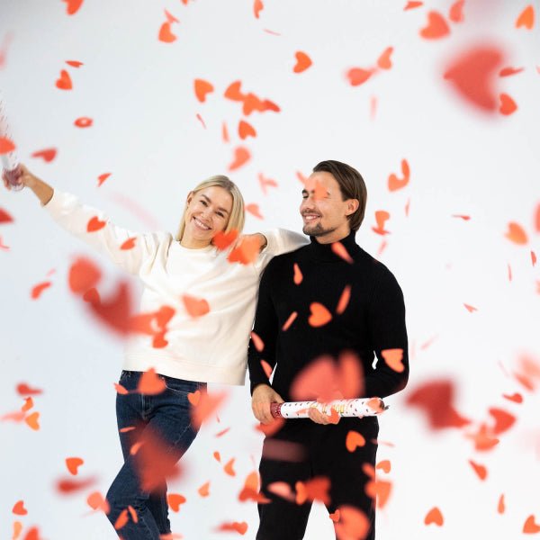 Hartjes Confetti Kanon Rood 40cm van Riethmueller koop je bij Partywinkel