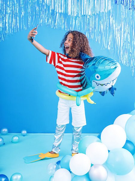 Helium Ballon Haai Leeg 1,02m van Partydeco koop je bij Partywinkel