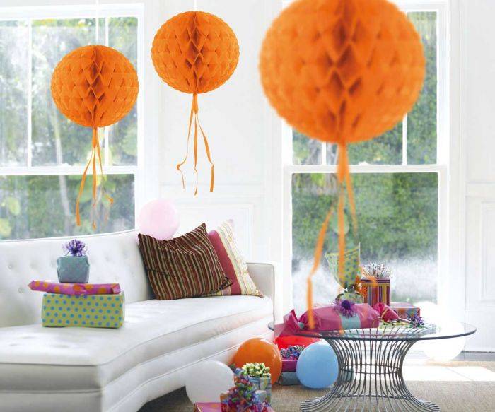 Honeycomb Bal Oranje Franje 30cm van Folat koop je bij Partywinkel