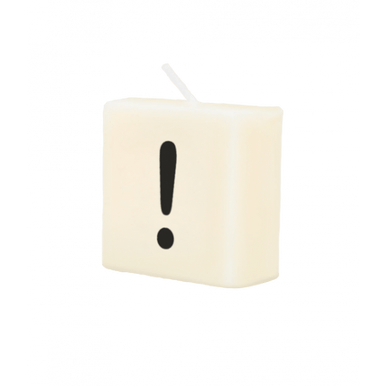 Letter Kaarsje ! 4cm van Paper Dreams koop je bij Partywinkel