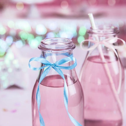 Lichtblauw Satijn Lint 6mm 25m van Partydeco koop je bij Partywinkel