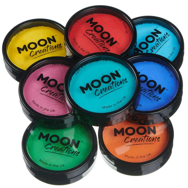 Moon Creations Pro Face Paint Cake Pots Bright Green 36g van Moon Creations koop je bij Partywinkel