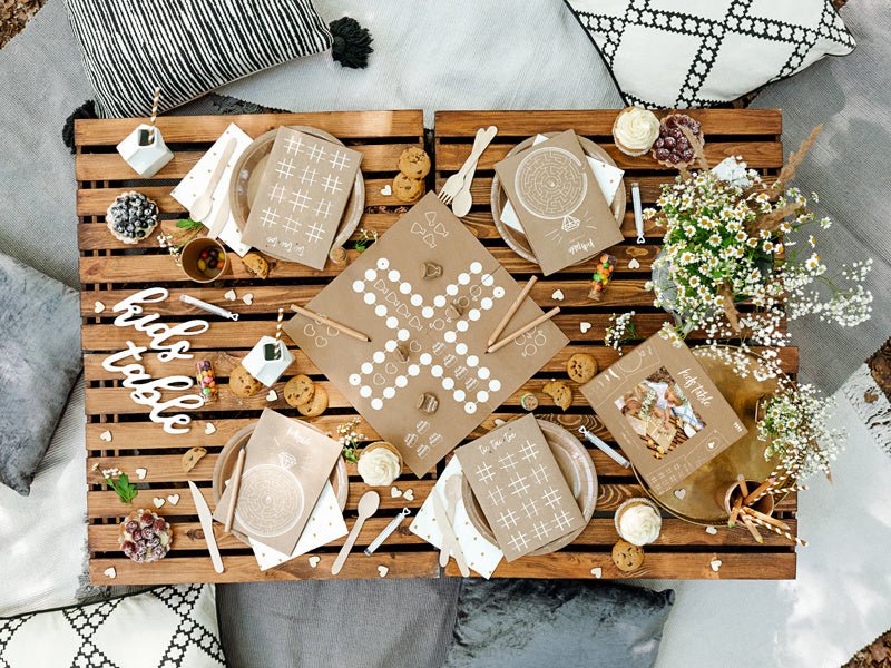 Tafeldecoratie Hartjes Hout 2cm 50st van Partydeco koop je bij Partywinkel