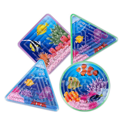 Uitdeelcadeautjes Doolhof Spelletjes 6,5cm 4st van Boland koop je bij Partywinkel