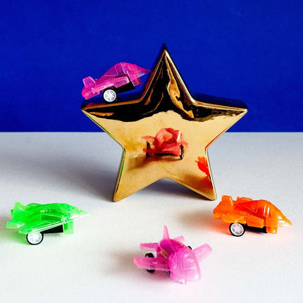 Uitdeelcadeautjes Straaljagers 5cm 4st van Boland koop je bij Partywinkel