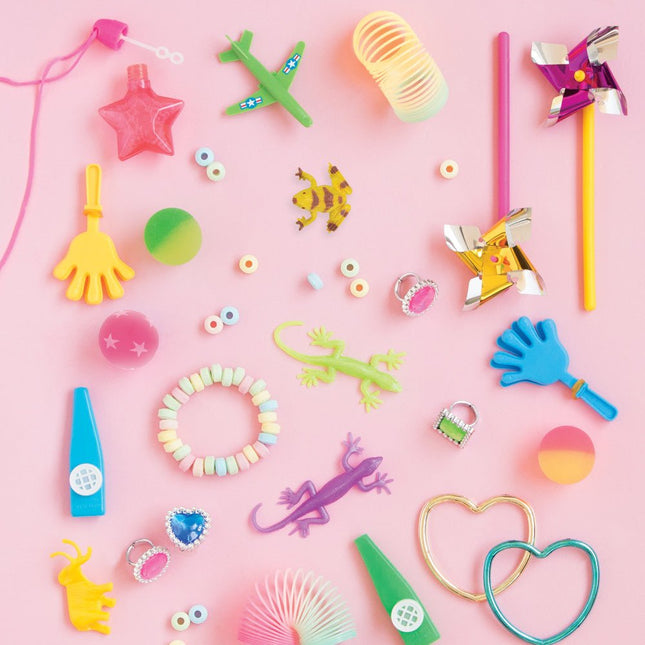 Uitdeelcadeautjes Stuiterballen Glow In The Dark 3cm 8st van Unique koop je bij Partywinkel