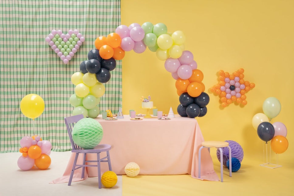 Witte Ballonnenboog 1,8m van Partydeco koop je bij Partywinkel