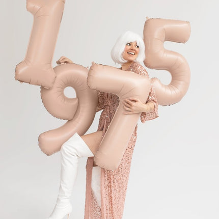 Witte Pruik Cleopatra van Partydeco koop je bij Partywinkel