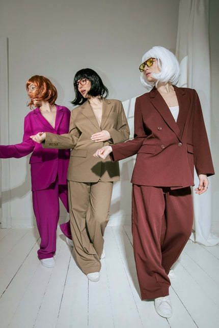 Witte Pruik Cleopatra van Partydeco koop je bij Partywinkel