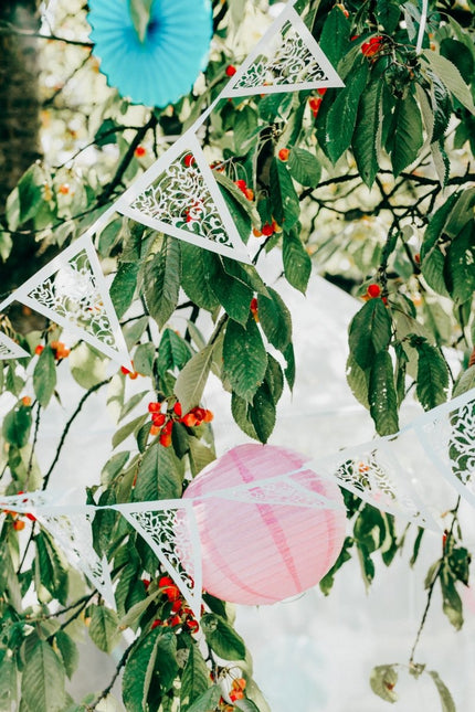 Witte Slingers Doorzichtig 3m van Partydeco koop je bij Partywinkel