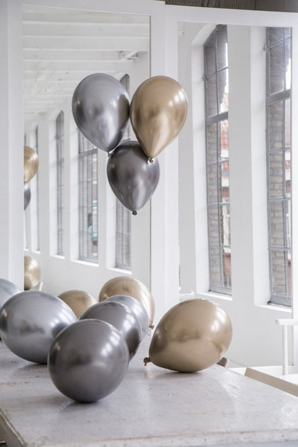 Zilveren, Gouden en Antraciete Ballonnen Mix Chroom 33cm 12st van Folat koop je bij Partywinkel