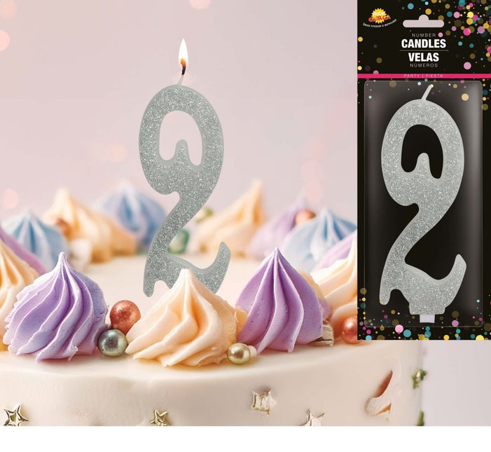 Zilveren Kaars 2 Jaar Glitter 12,5cm van Fiestas Guirca koop je bij Partywinkel